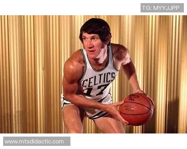 勇士与骑士激战抢七决胜局谁将书写历史传奇时刻 勇士与骑士激战抢七决胜局谁将书写历史传奇时刻