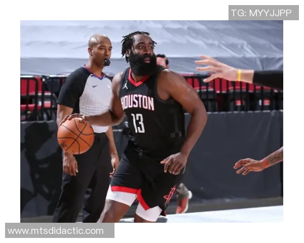 勇士与火箭激战正酣精彩微直播视频回顾与分析 勇士与火箭激战正酣精彩微直播视频回顾与分析