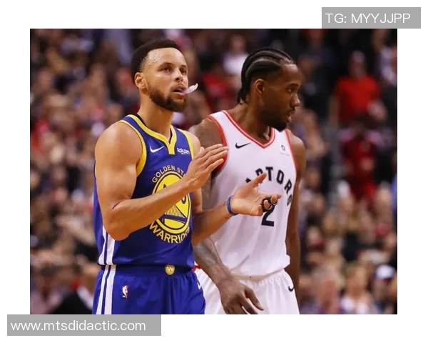 勇士与雷霆激战五天后再度相遇期待精彩对决与精彩表现 勇士与雷霆激战五天后再度相遇期待精彩对决与精彩表现