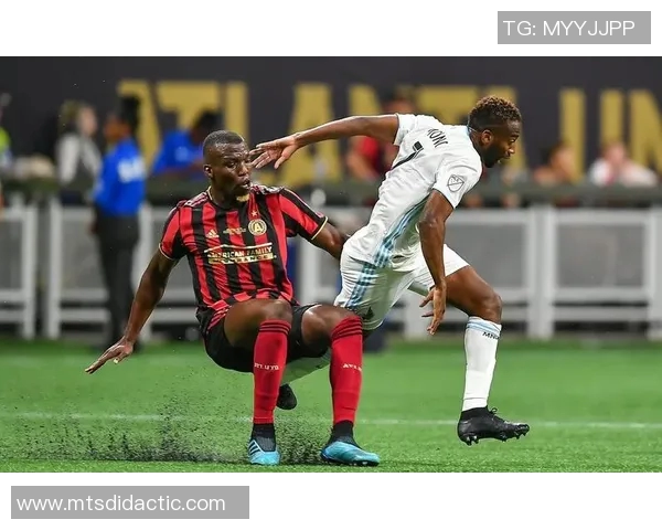 波兰特与亚特联的精彩对决揭示足球战术的魅力与激情