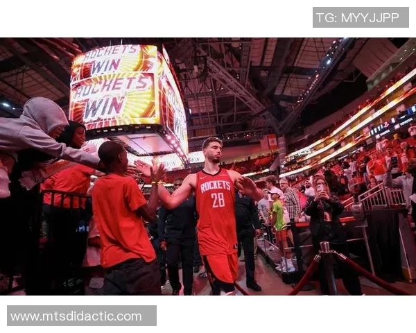 湖人对阵火箭精彩赛事新浪直播全程回放与分析尽在这里