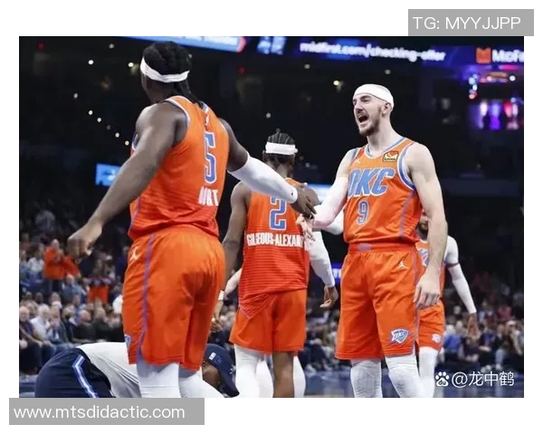 雷霆与公牛精彩对决全场录像回放及赛后精彩点评分析