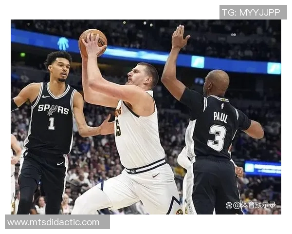 2016年NBA精彩对决马刺队与老鹰队的巅峰对决回顾与分析