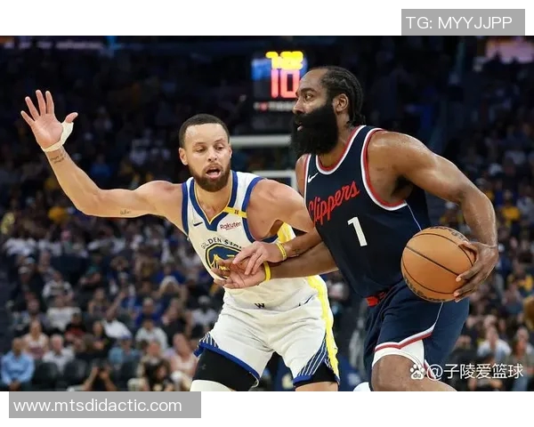 2014年季后赛快船与勇士第六场激战回顾与精彩瞬间分析